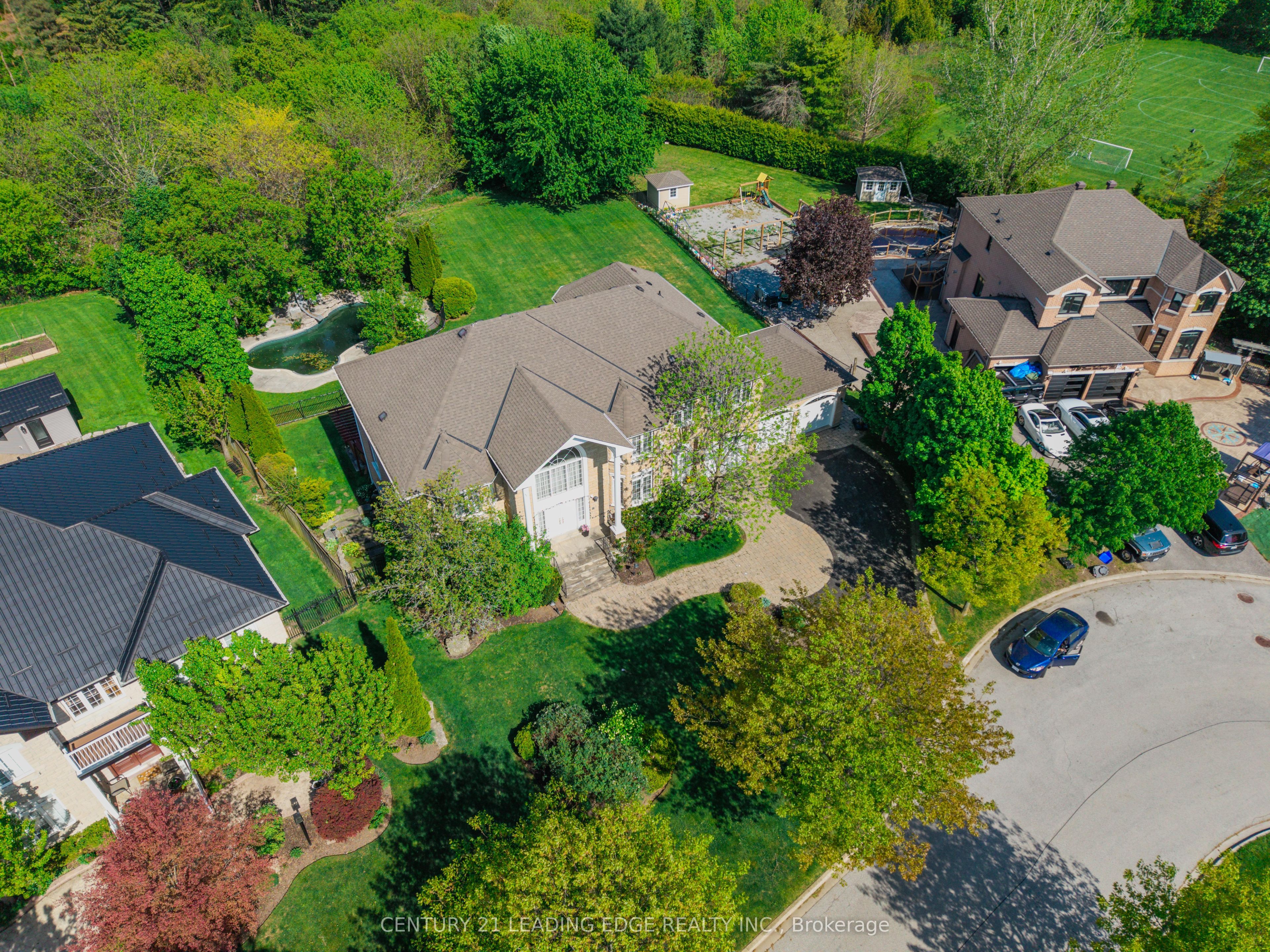 15 Upper Ridge Court