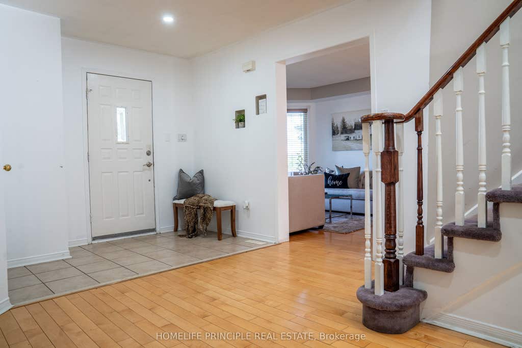 Photo of 88 Loon Avenue, Barrie, ON L4N 8V9 (MLS # S13428640)