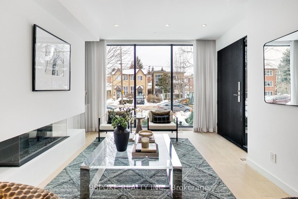 Photo of 270 Indian Grove, Toronto, ON M6P 2H5 (MLS # W12886090)