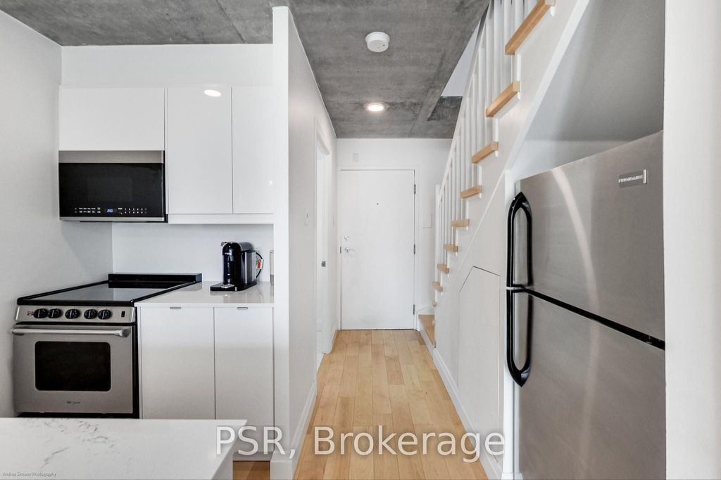 Photo of 954 King Street #511, Toronto, ON M6K 3L9 (MLS # C12687604)