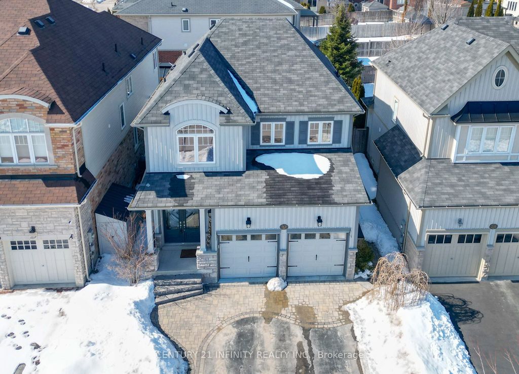 Photo of 32 Buxton Lane, Clarington, ON L1C 0J5 (MLS # E12847214)