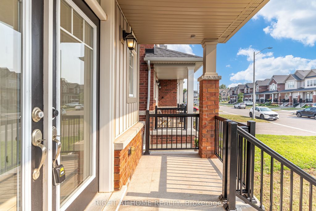 Photo of 9 BAILEY Street, Collingwood, ON L9Y 3Y7 (MLS # S13581940)