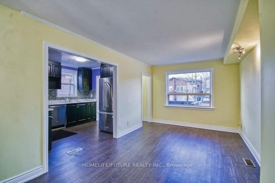 53 Burlingame Road Main Fl