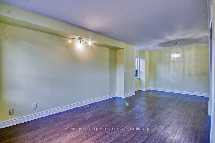 53 Burlingame Road Main Fl