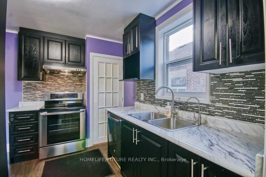 53 Burlingame Road Main Fl