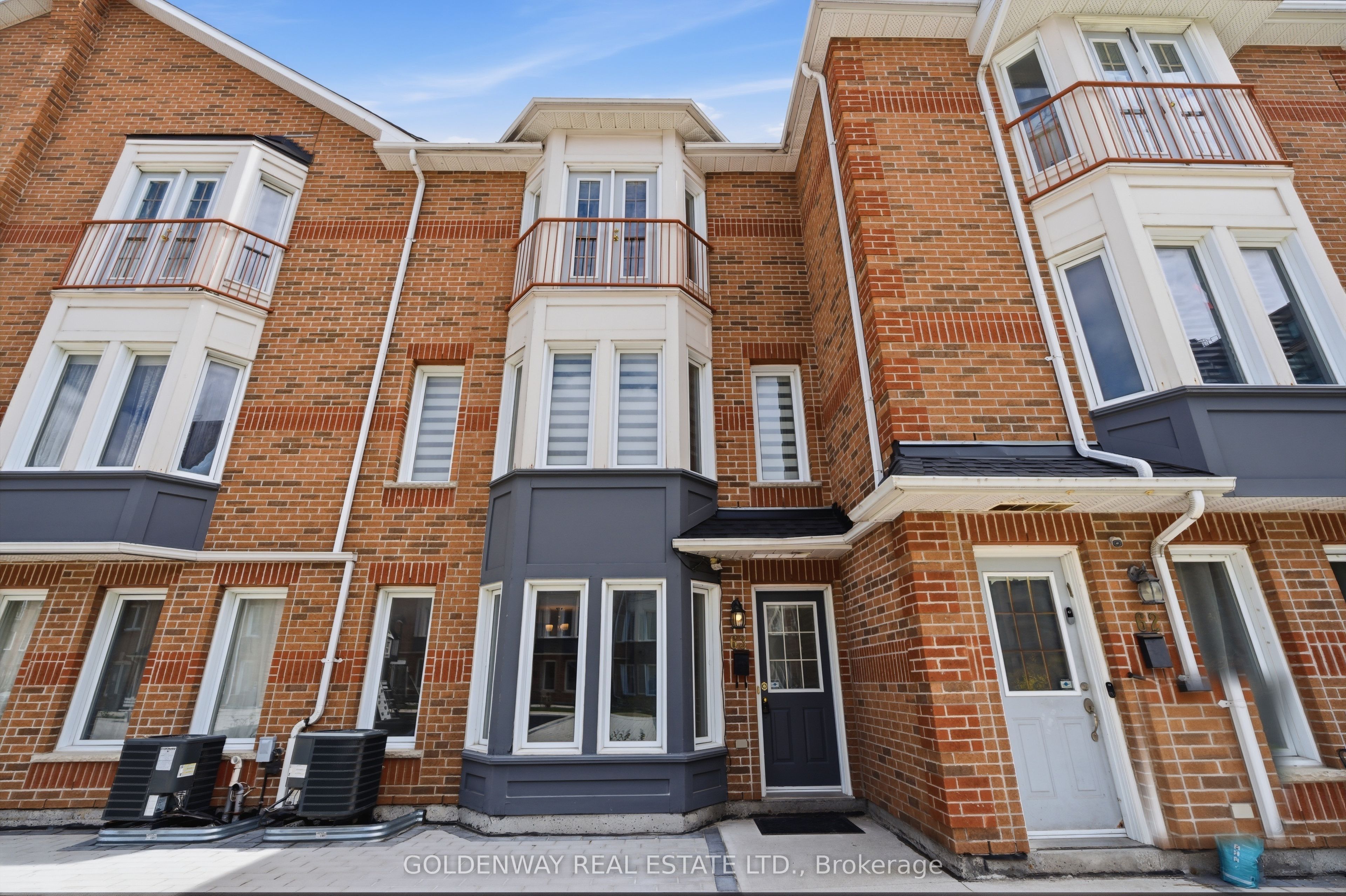 Photo 1 of 41 — 151 Townsgate Drive 63, Vaughan, ON L4J 8J7