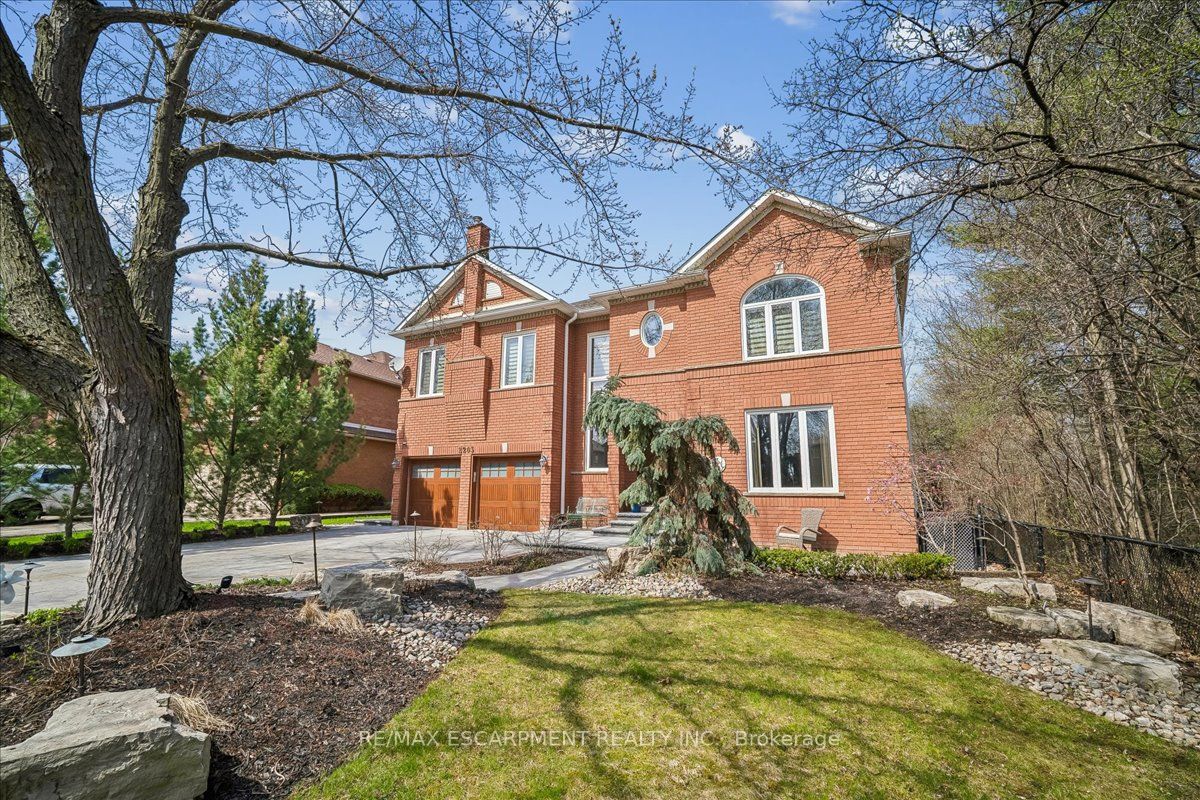 2203 Winding Woods Drive