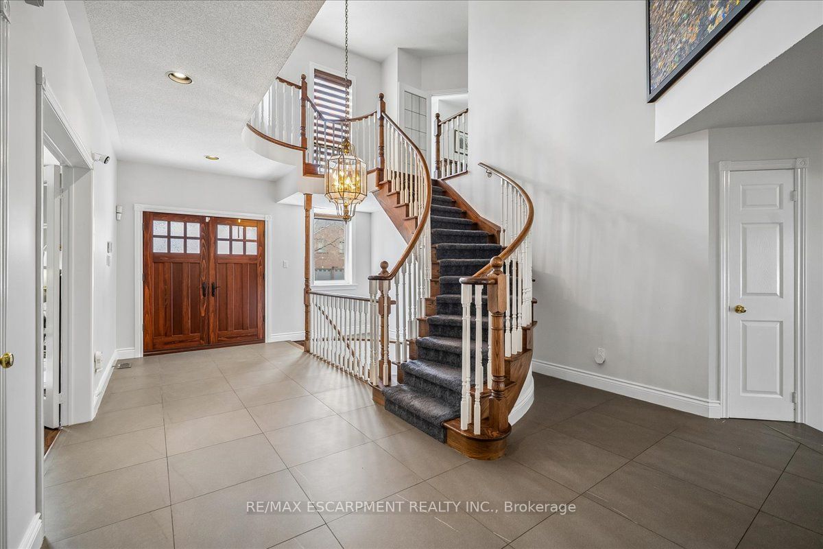 2203 Winding Woods Drive