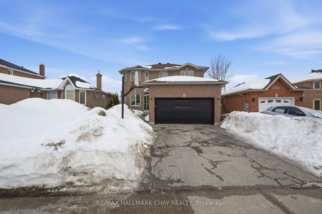 Photo of 9 Grasett Crescent, Barrie, ON L4N 6Z8 (MLS # S12837102)