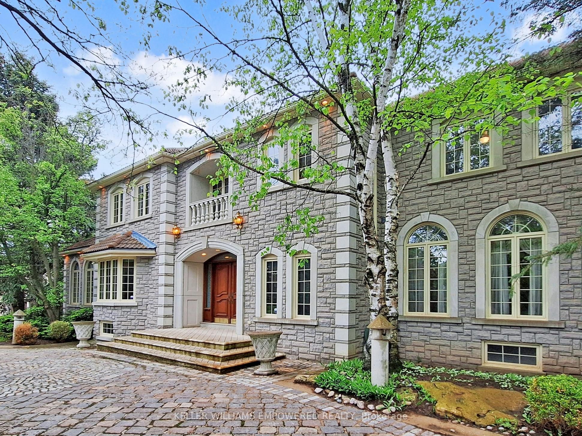 25 Quail Run Boulevard