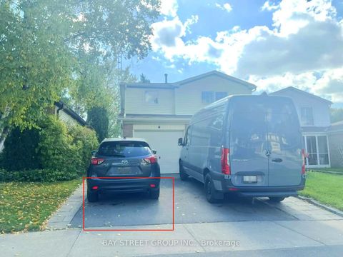 45 Lillooet Crescent Richmond Hill ON L4C 5A6