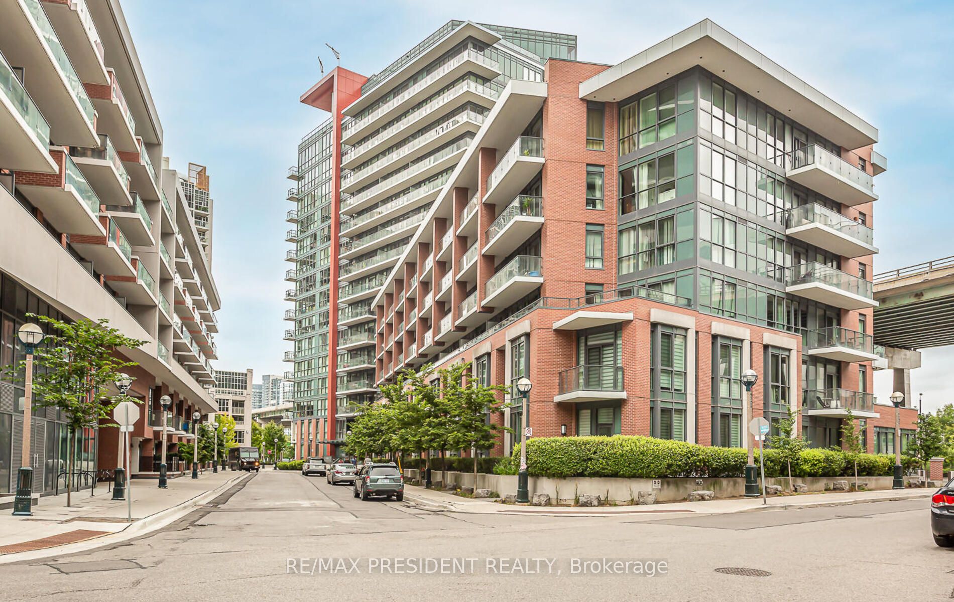 50 Bruyeres Mews 901