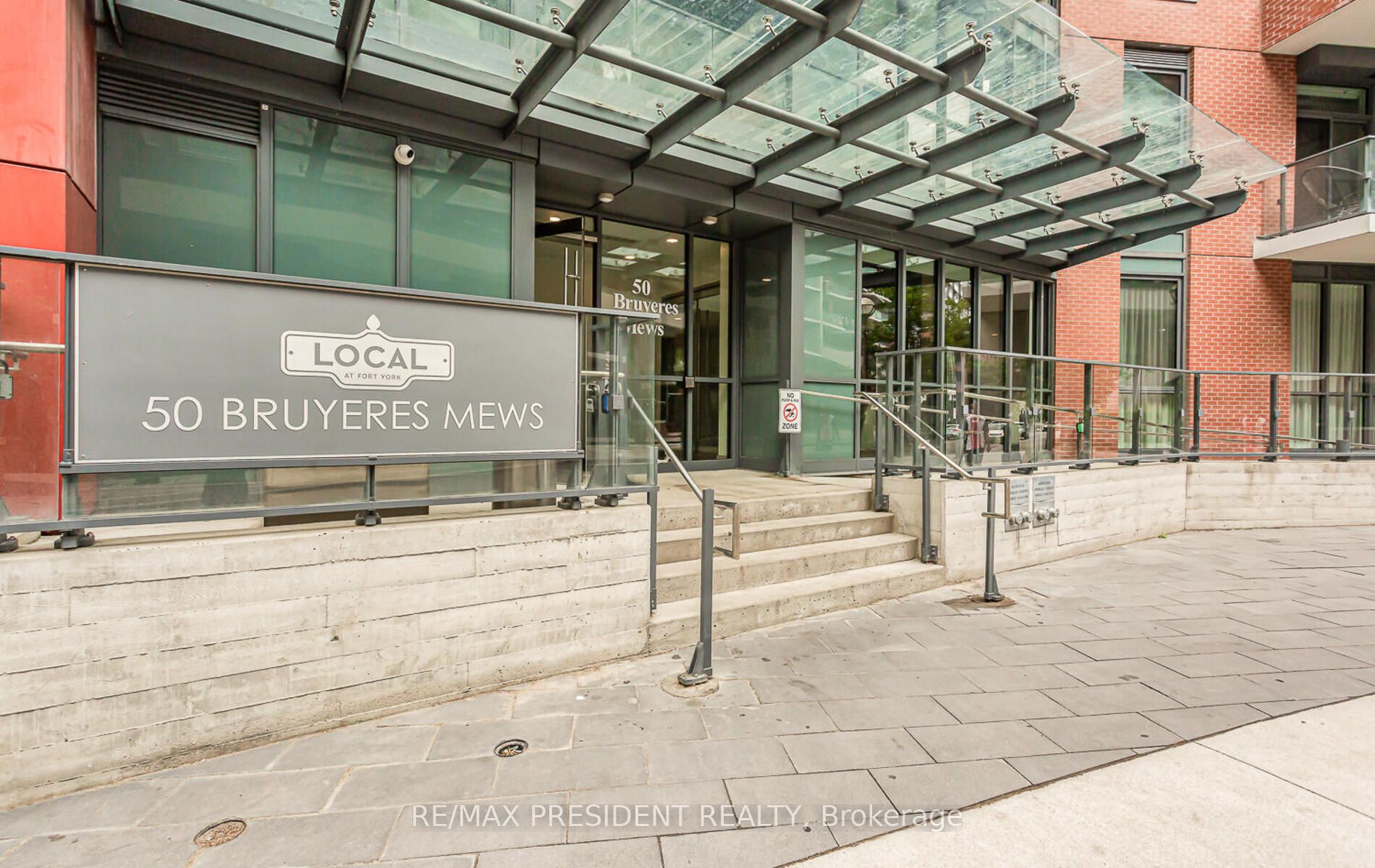 50 Bruyeres Mews 901