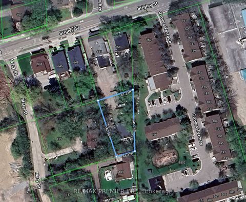 650-654 Srigley Street Newmarket ON L3Y 1W9