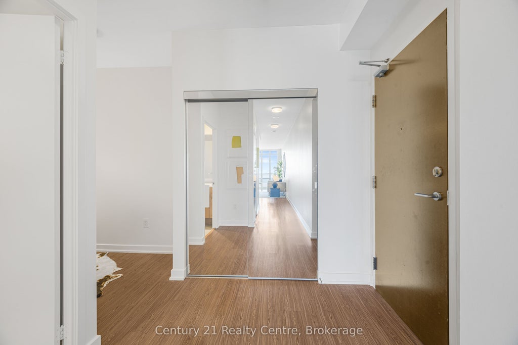 Photo of 21 Iceboat Terrace #3307, Toronto, ON M5V 4A9 (MLS # C13727436)