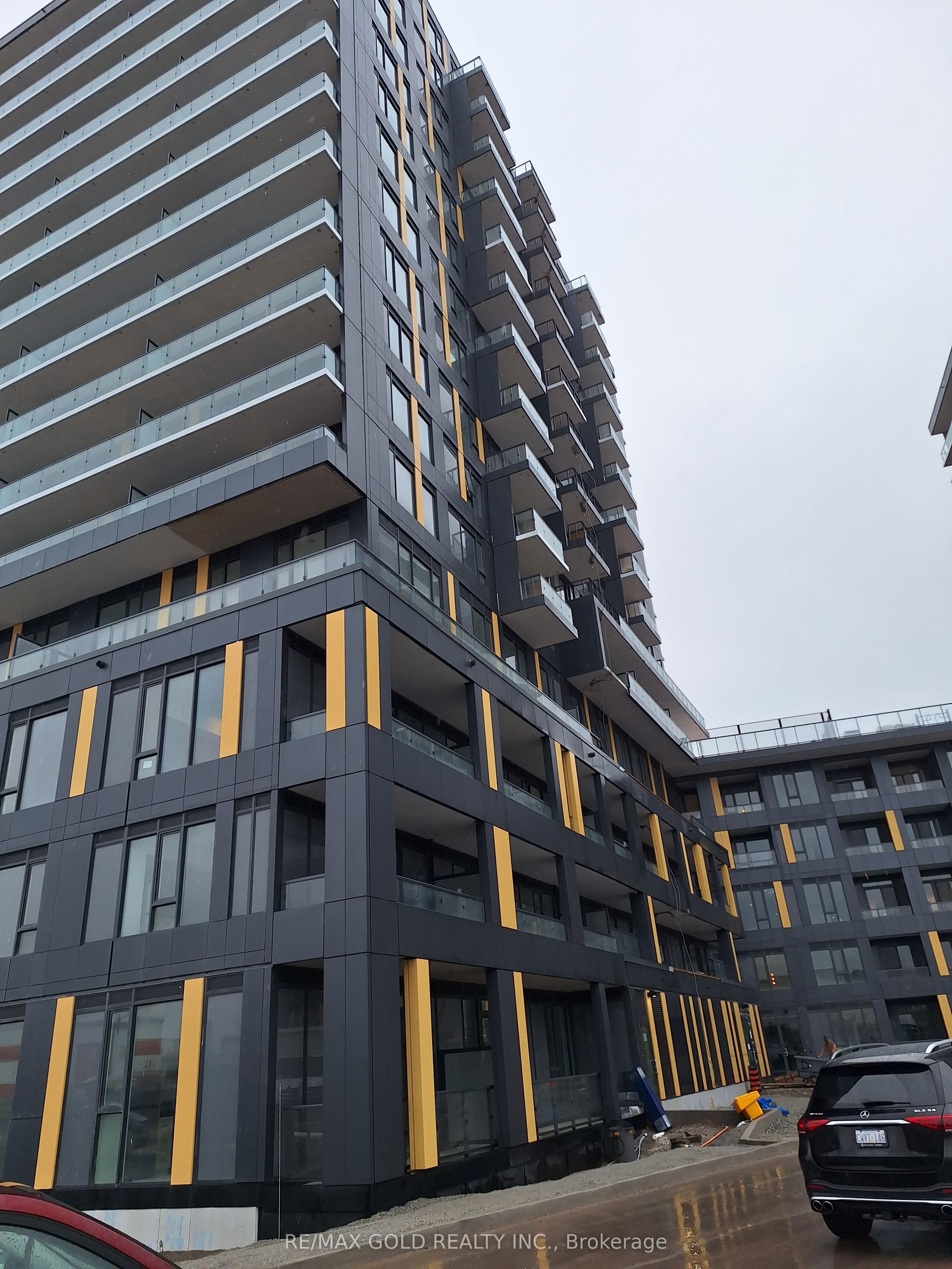 4878 Powers Common W 302