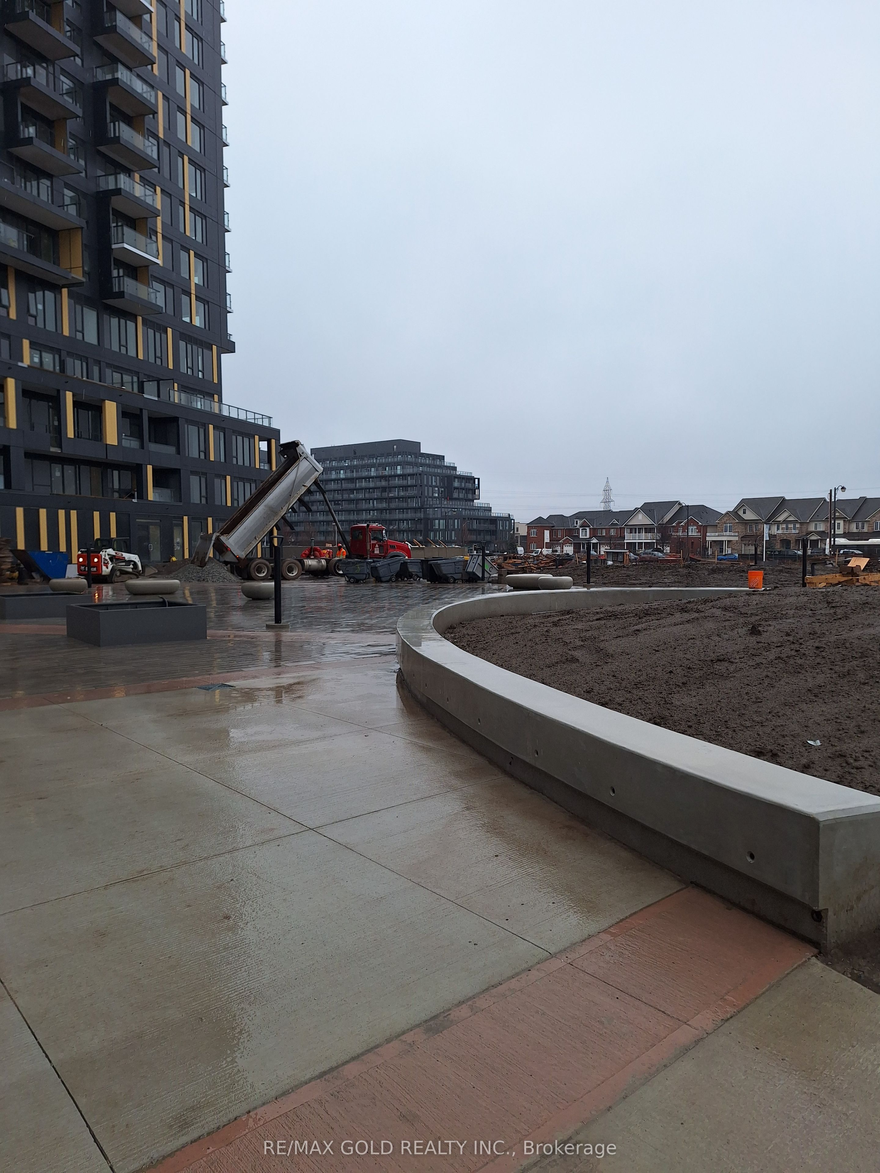 4878 Powers Common W 302