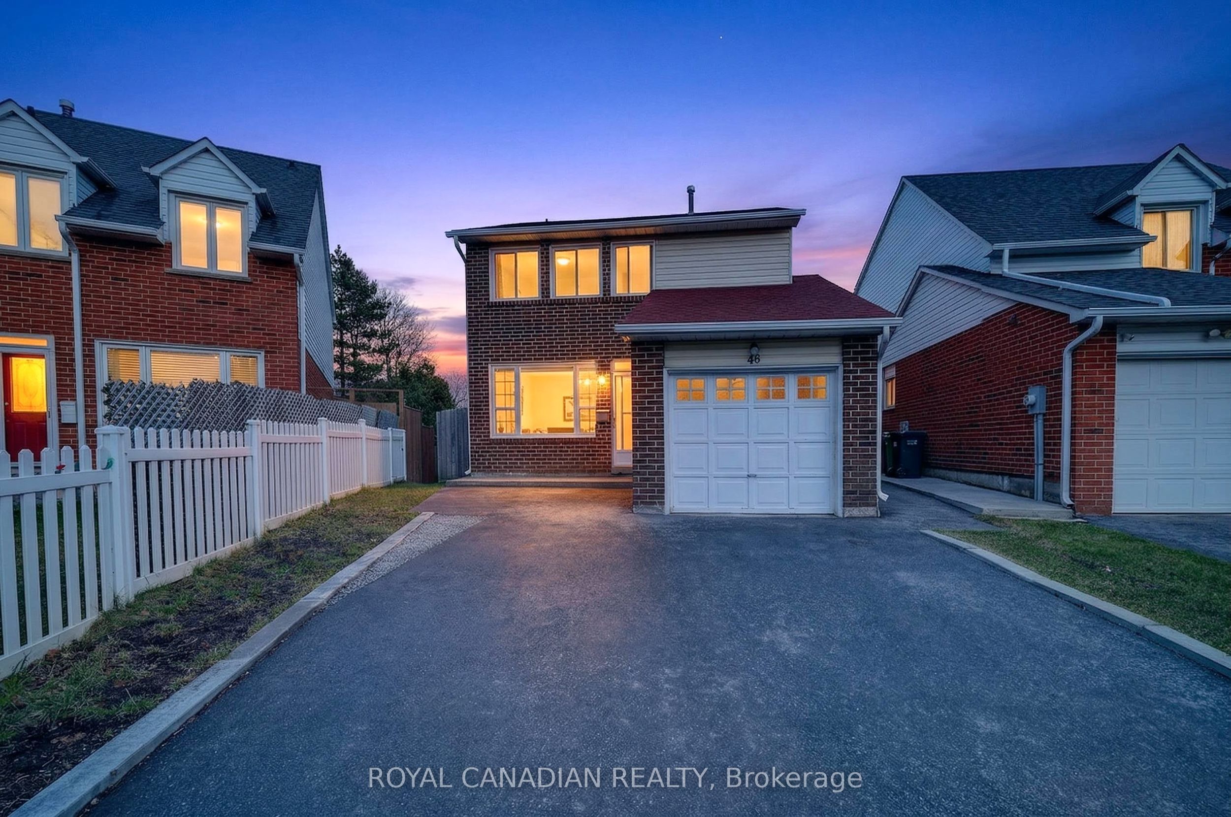 44 Rushmore Crescent