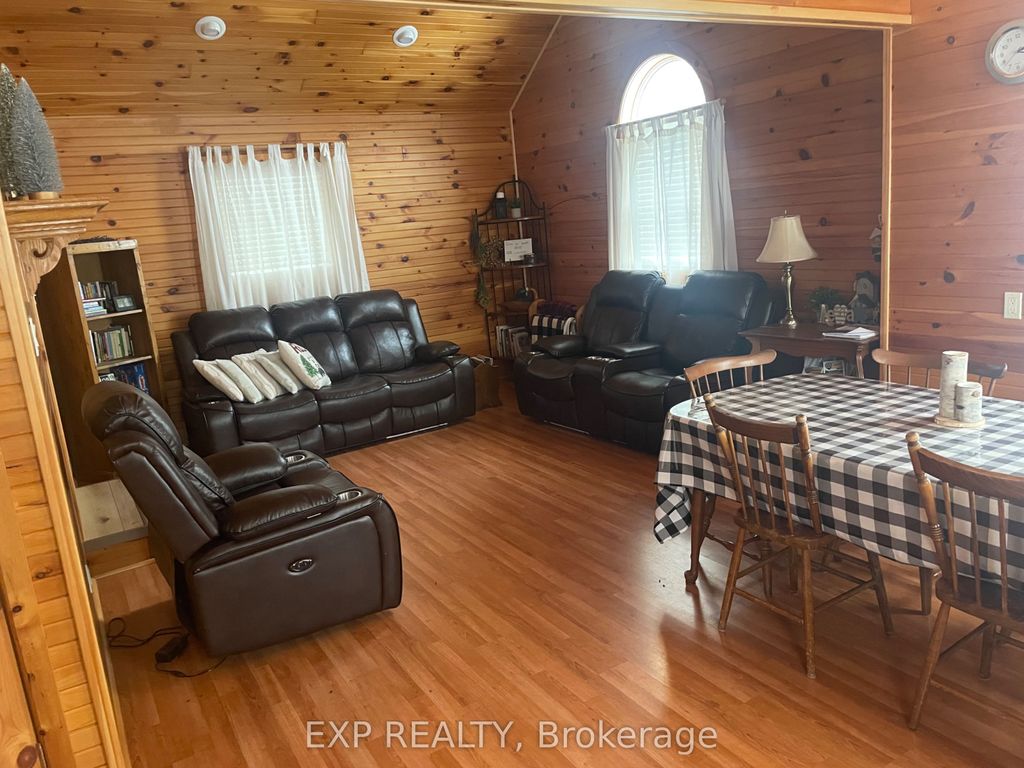 Photo of 35 Paradise Road, South Algonquin, ON K0J 2M0 (MLS # X12908830)