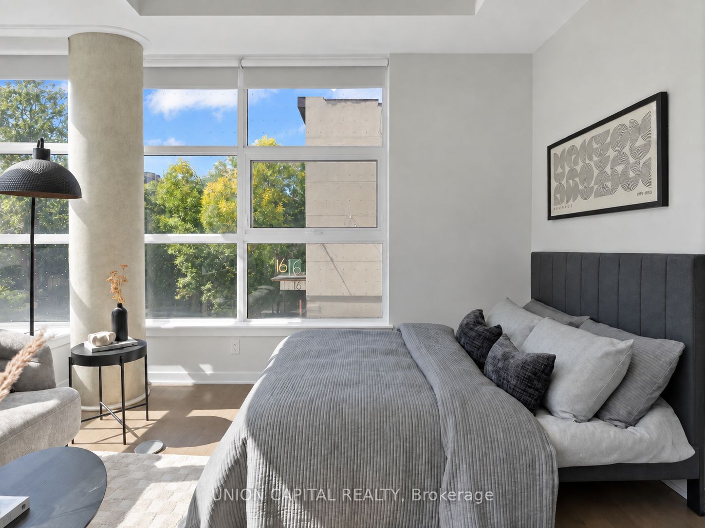 10 Willison Square 202