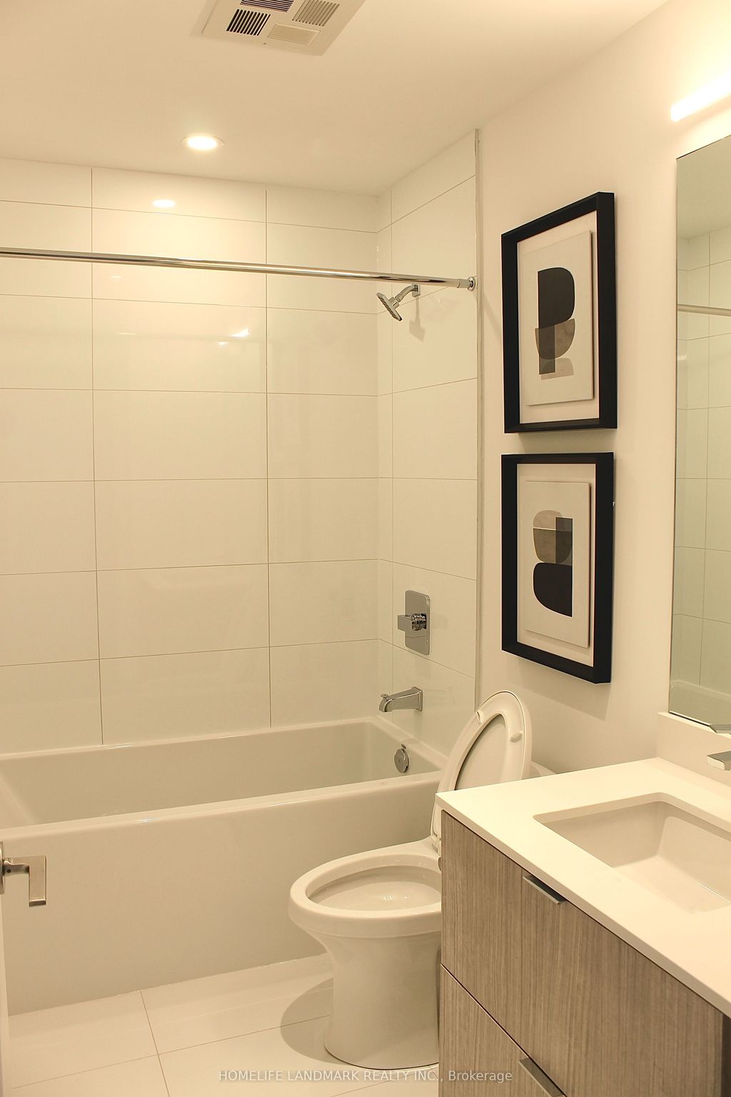 Photo of 395 Bloor Street E #5511, Toronto, ON M4W 0B4 (MLS # C13503620)