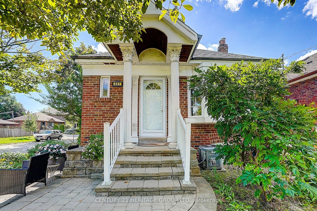 Photo of 441 Rimilton Avenue, Toronto, ON M8W 2G7 (MLS # W13845510)