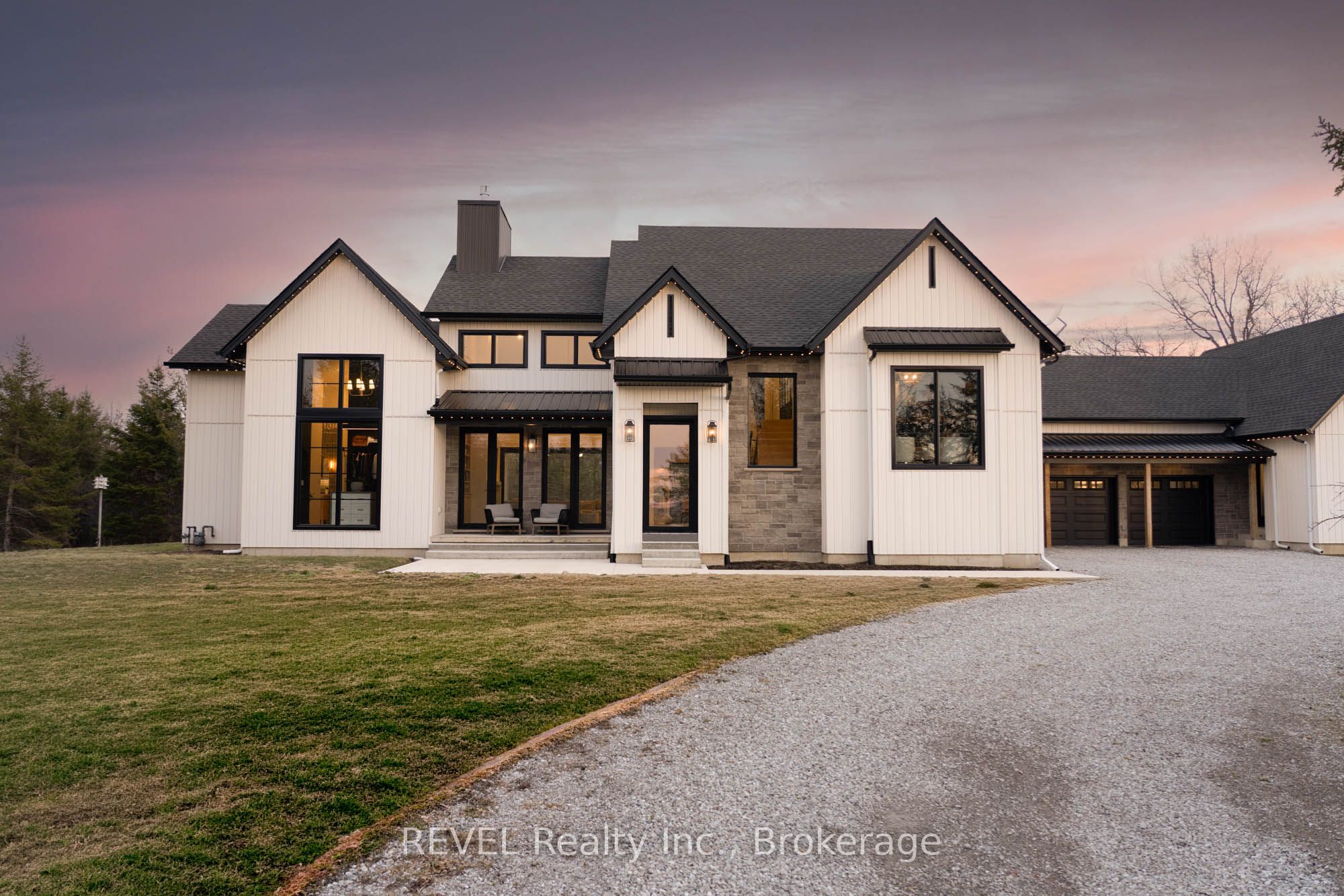 3901 White Road