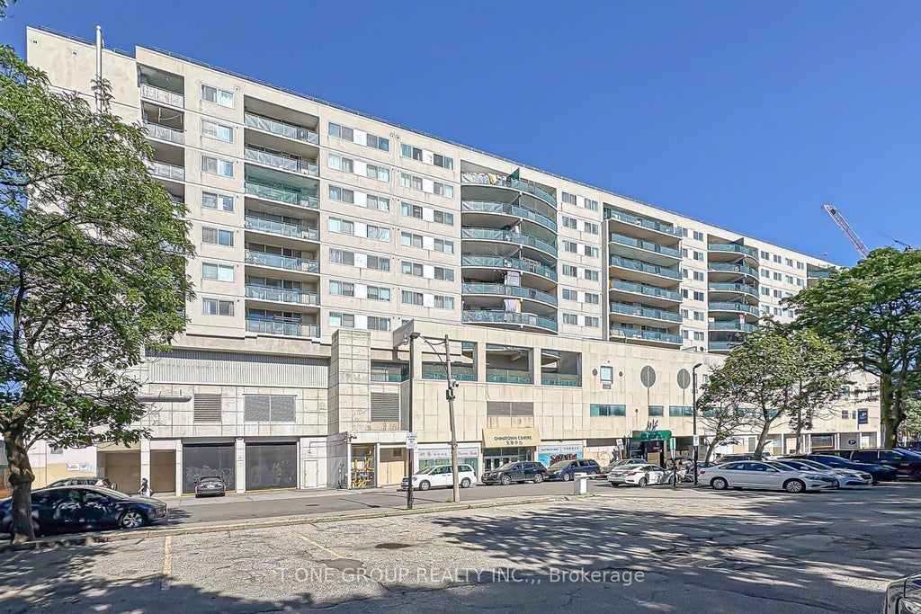 Photo of 99 CAMERON Street #901, Toronto, ON M5T 3A2 (MLS # C13654502)