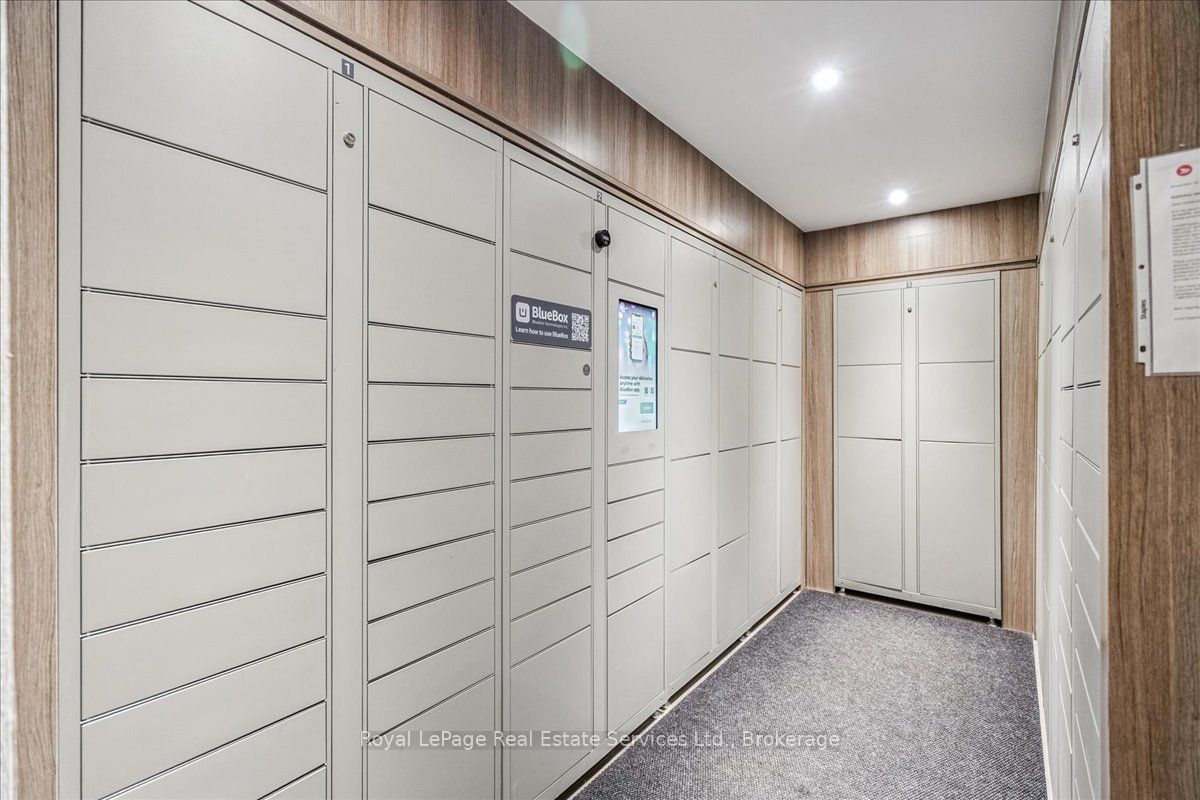 966 Inverhouse Drive 812