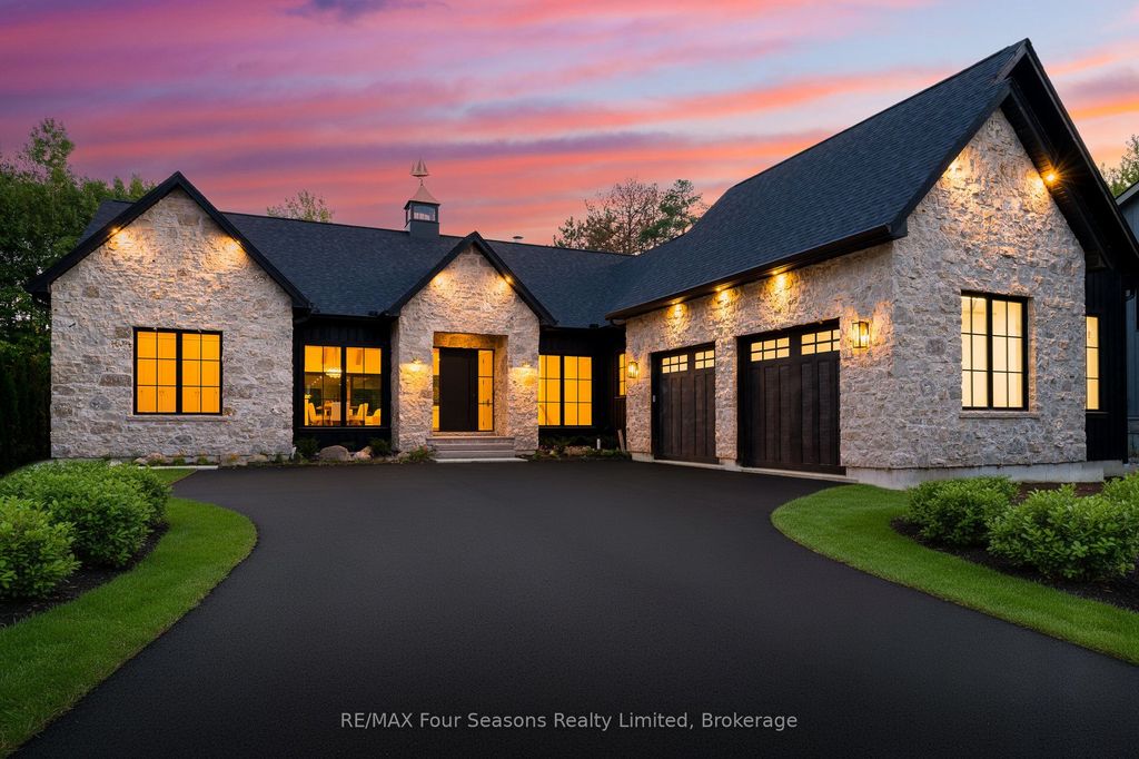Photo of 172 Sleepy Hollow Road, Blue Mountains, ON L9Y 0S8 (MLS # X12457743)