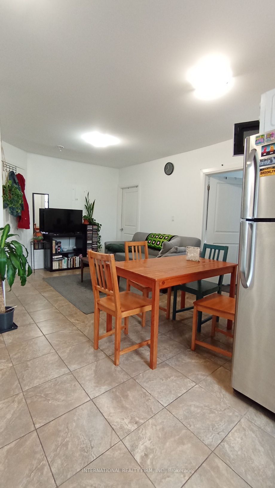 1262 Bloor Street W 2A