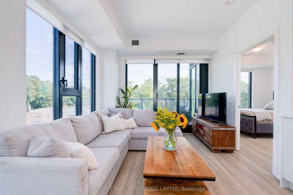 Photo of 250 Lawrence Avenue W #406, Toronto, ON M5M 1B1 (MLS # C12528500)