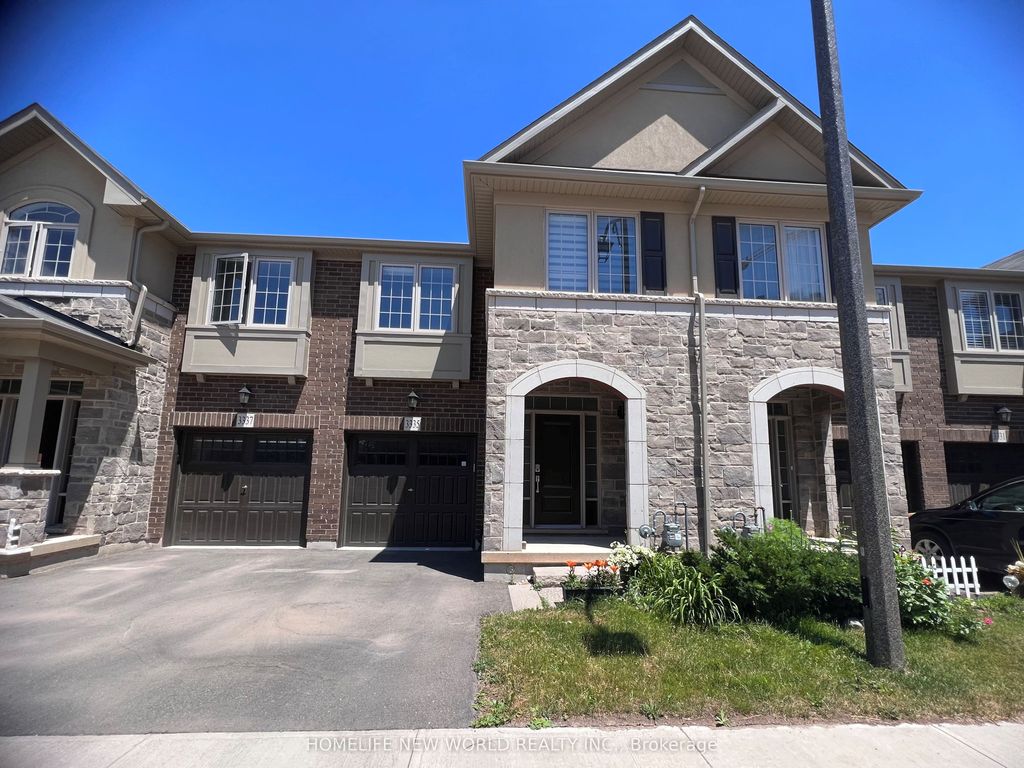 Photo of 3335 Mockingbird Common, Oakville, ON L6H 0X1 (MLS # W12544994)