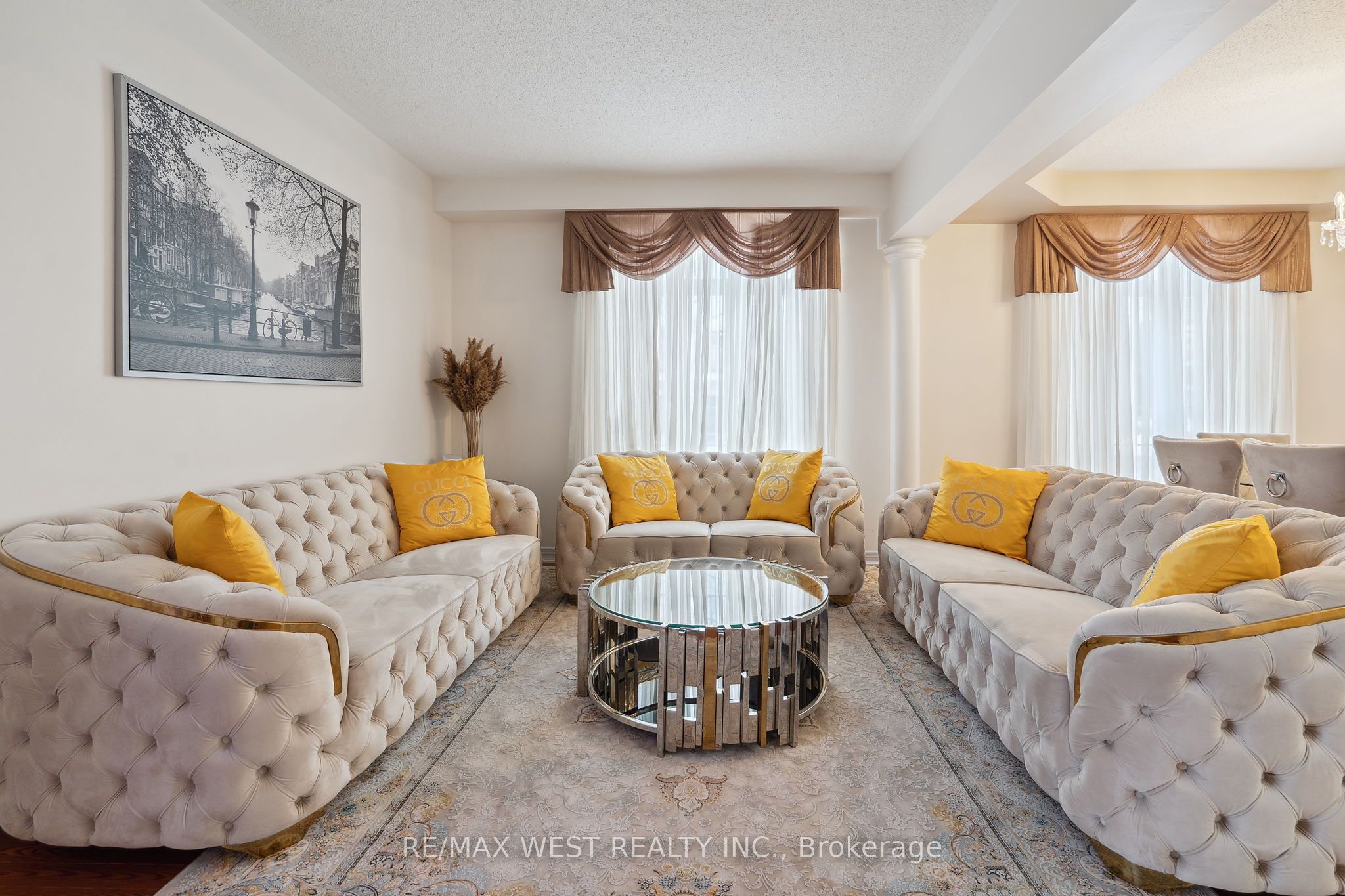 126 Josephine Road W