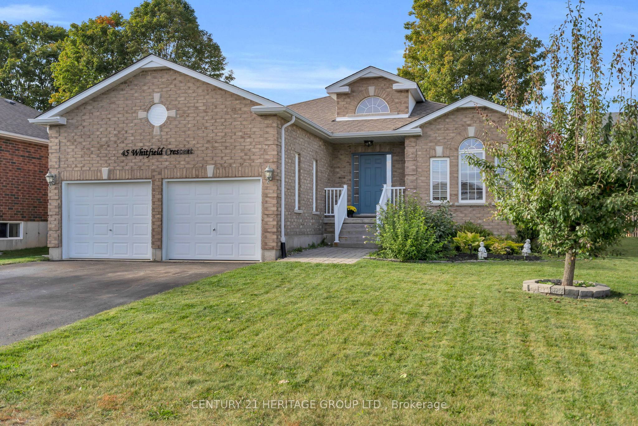 45 Whitfield Crescent