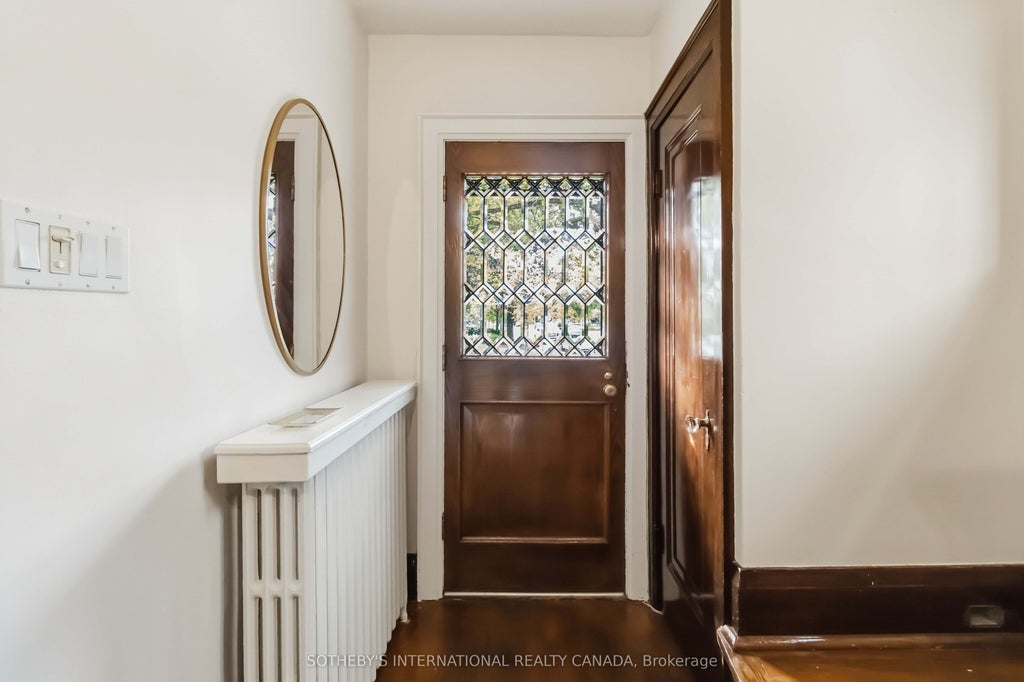Photo of 25 Cortland Avenue, Toronto, ON M4R 1T7 (MLS # C13818654)