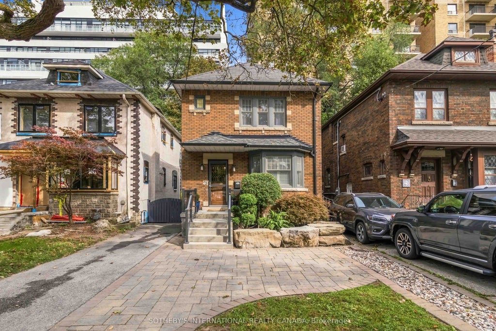 Photo of 25 Cortland Avenue, Toronto, ON M4R 1T7 (MLS # C13818654)