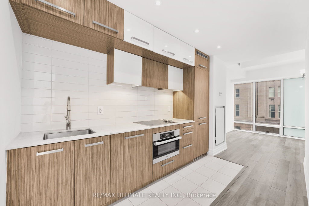 Photo of 8 The Esplanade Street #506, Toronto, ON M5E 0A6 (MLS # C13720704)
