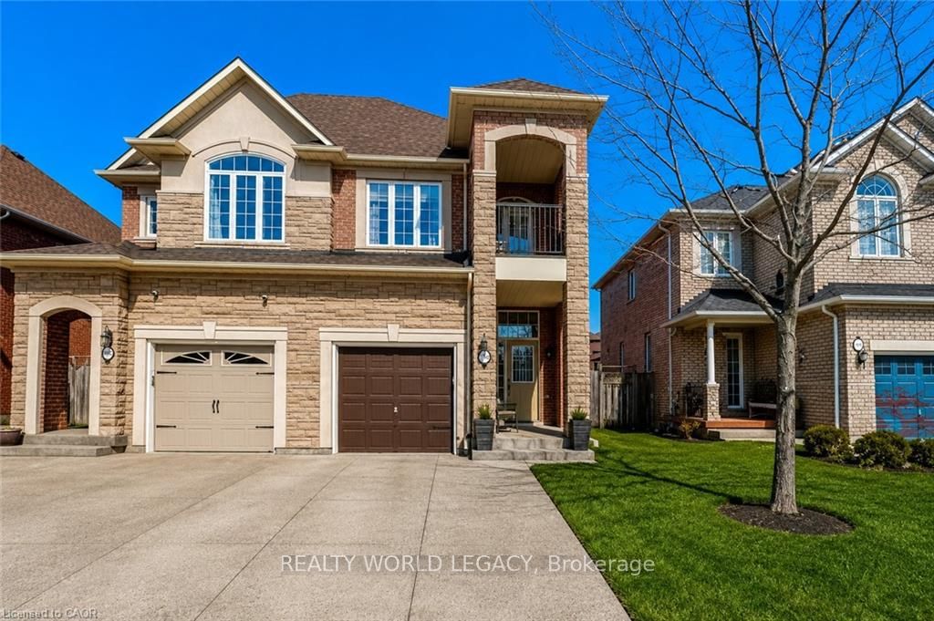 2313 Newcastle Crescent