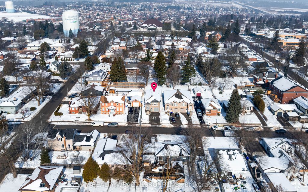 Photo of 125 N Frederick Street N, Bradford West Gwillimbury, ON L3Z 1P7 (MLS # N12803922)