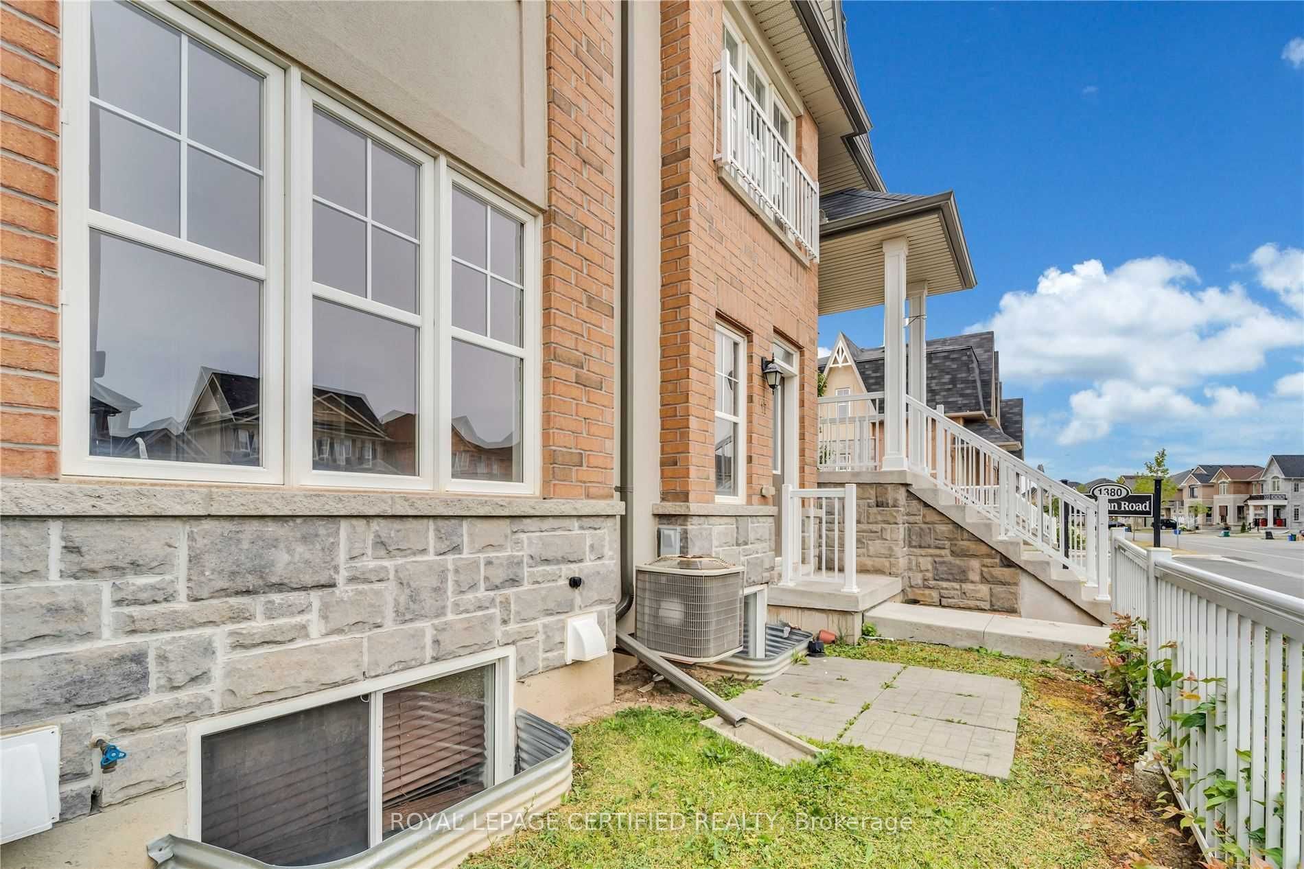 1380 Costigan Road 17