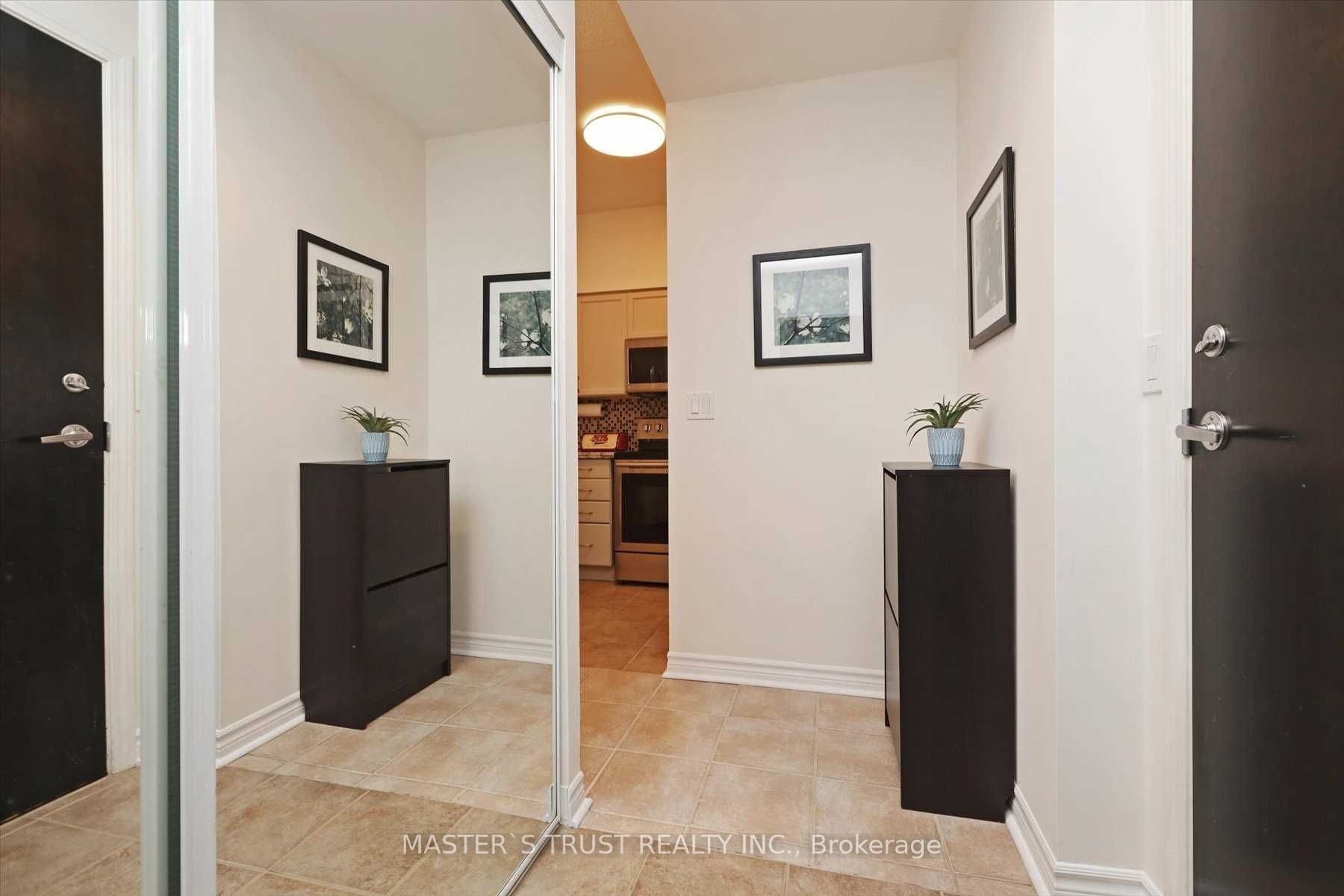 388 Prince Of Wales Drive 1004