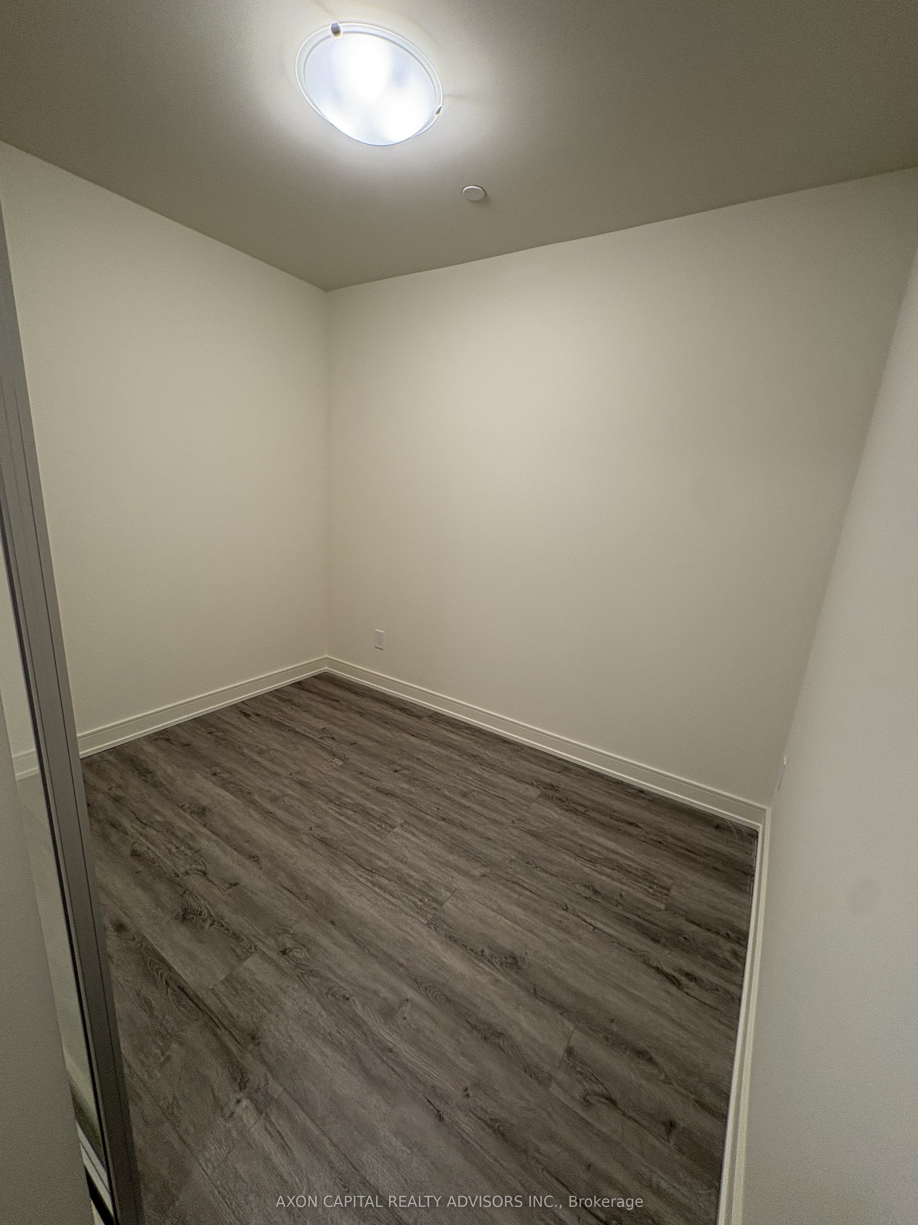 8020 Derry Road 1001
