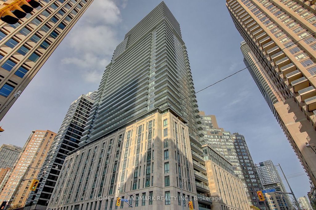 Photo of 955 BAY Street #1116, Toronto, ON M5S 0C6 (MLS # C13107956)