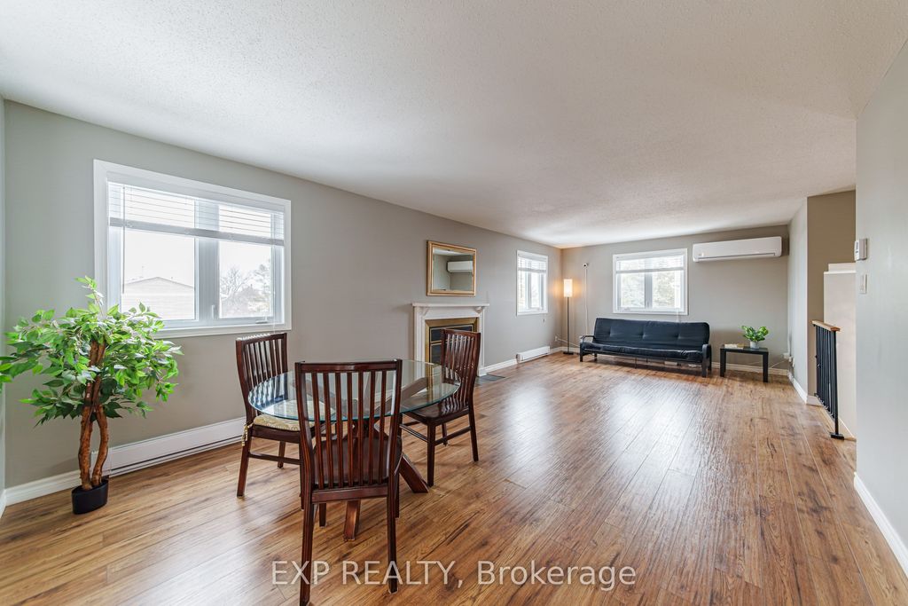 Photo of 10 Castlegreen Private, Hunt Club - South Keys and Area, ON K1T 3N2 (MLS # X13079810)