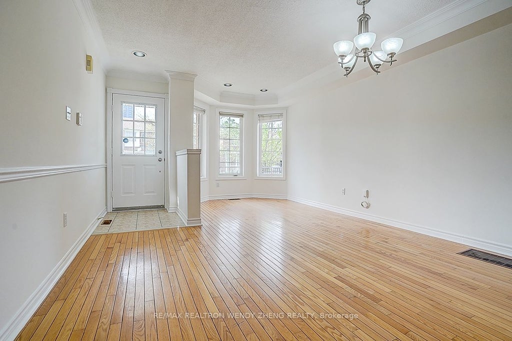 Photo of 10 Wilket Creek Road, Toronto, ON M3C 3Z9 (MLS # C13500002)