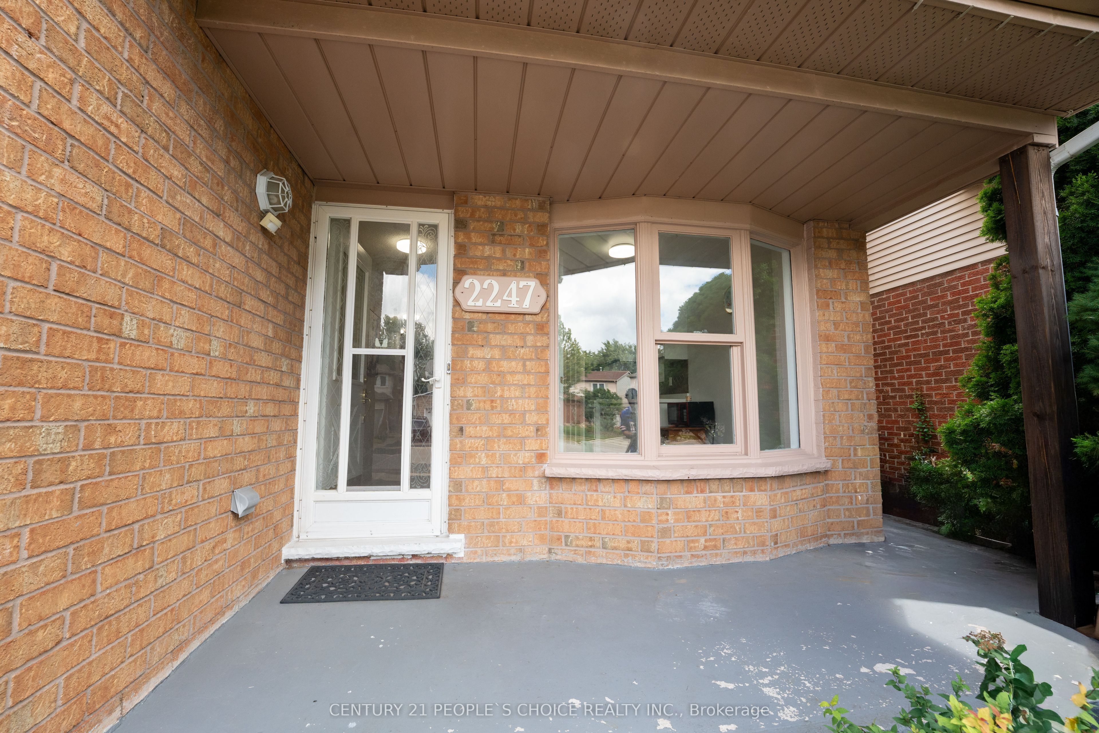 2247 Silverbirch Court