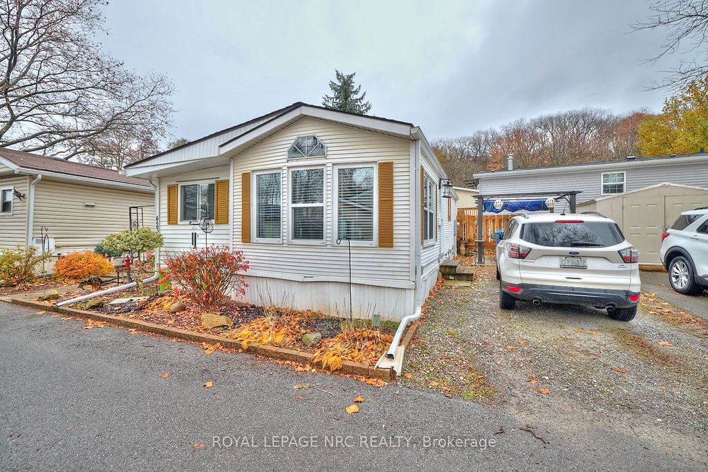 Photo of 23 Four Mile Creek Road #423, Niagara-on-the-Lake, ON L0S 1J1 (MLS # X12445957)