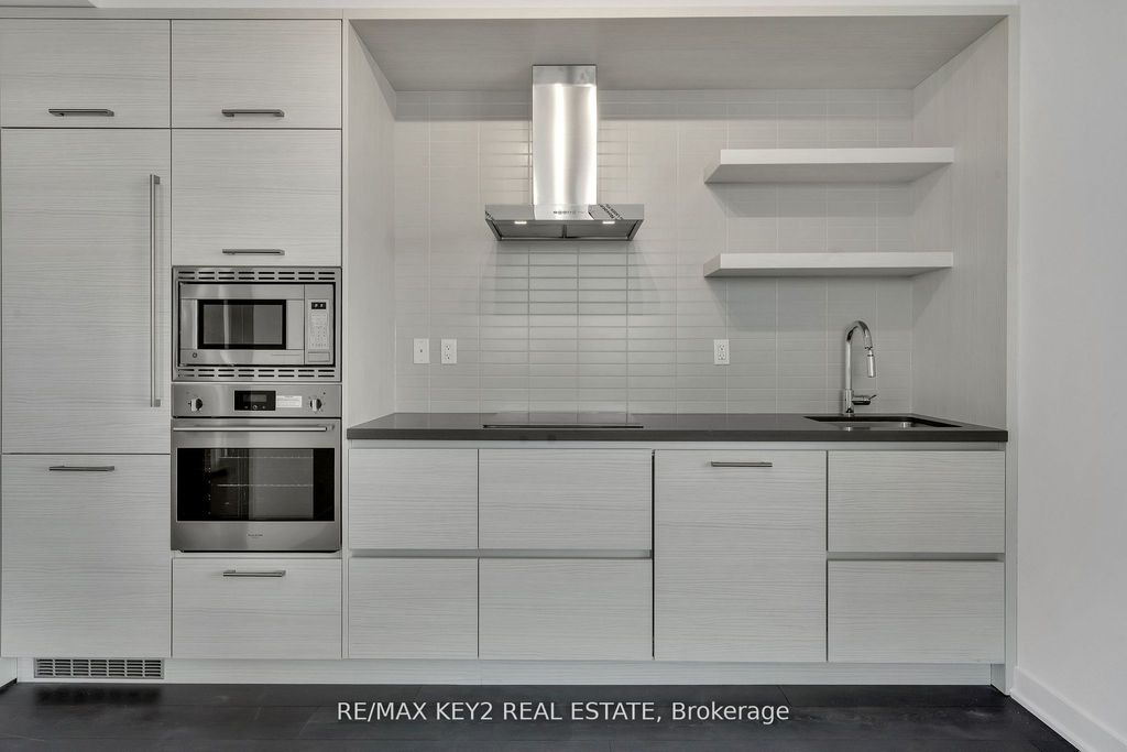 Photo of 2221 Yonge Street #3402, Toronto, ON M4S 0B8 (MLS # C12946518)