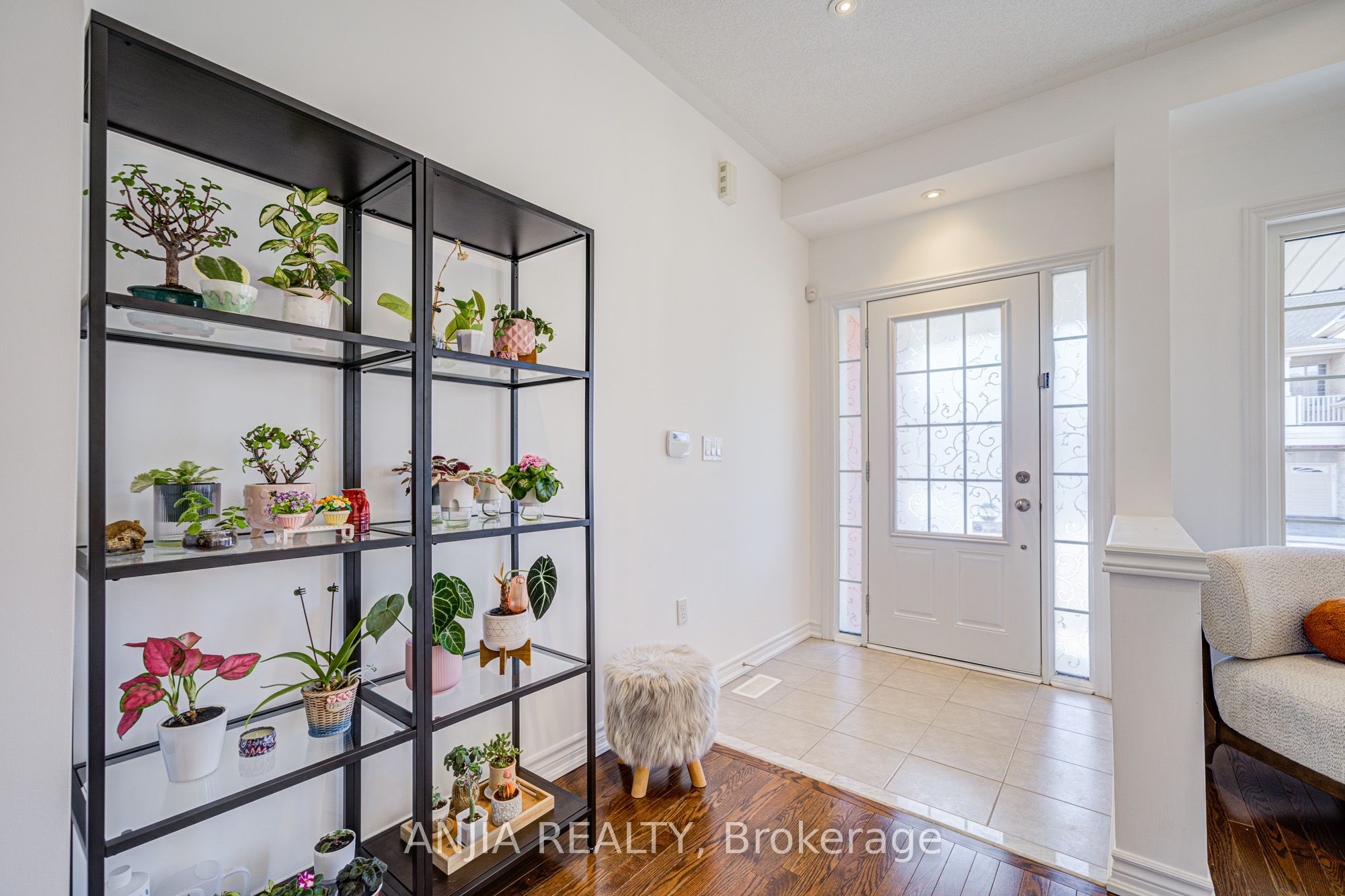 2 Beebe Crescent